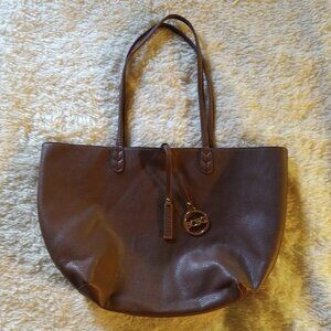 BCBG reversible tote Vegan